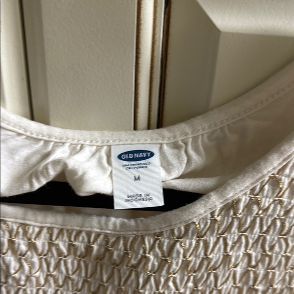 Women's Cream Top - Picture 4 of 6